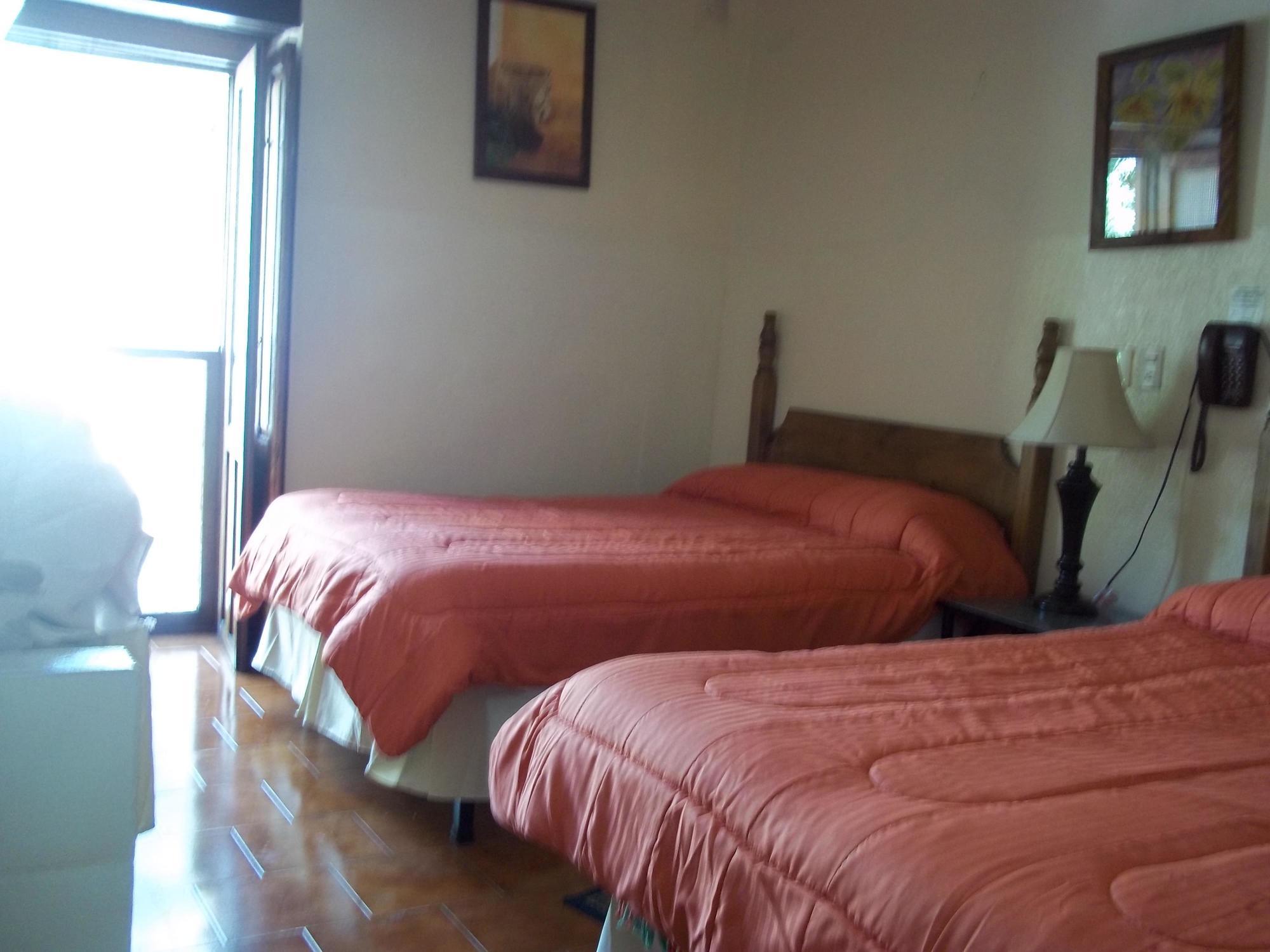 Hotel El Carmen, 모렐리아 외부 사진